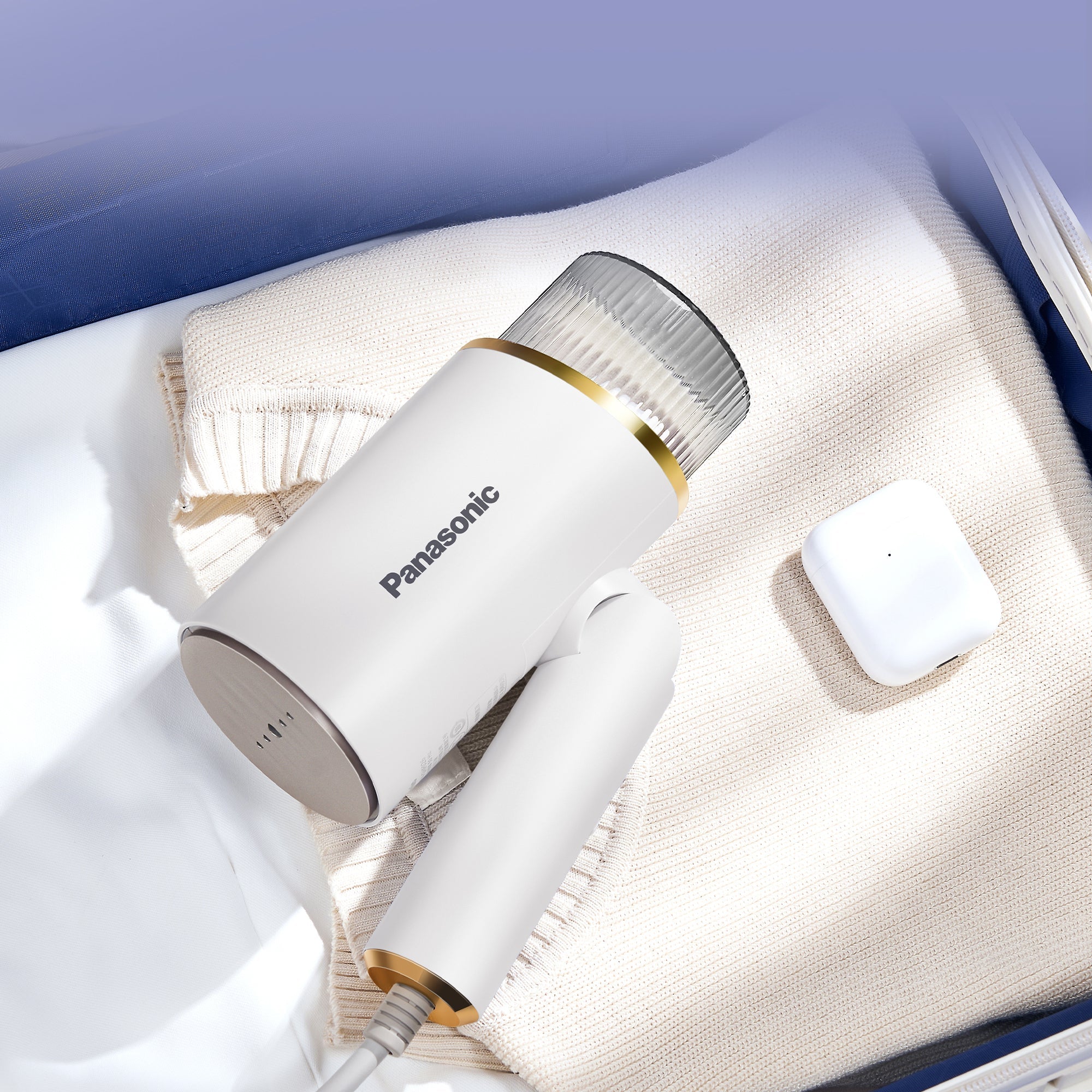 Panasonic 可摺疊蒸氣掛熨機|NI-GHF025 (1570W)